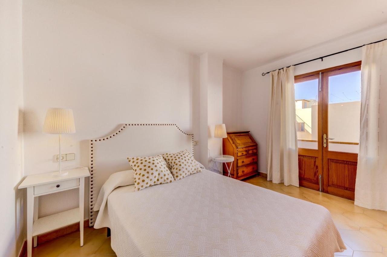 Beachfront Apartment Simar By Sealand Villas ปอร์ต เด โปเญนซา ภายนอก รูปภาพ
